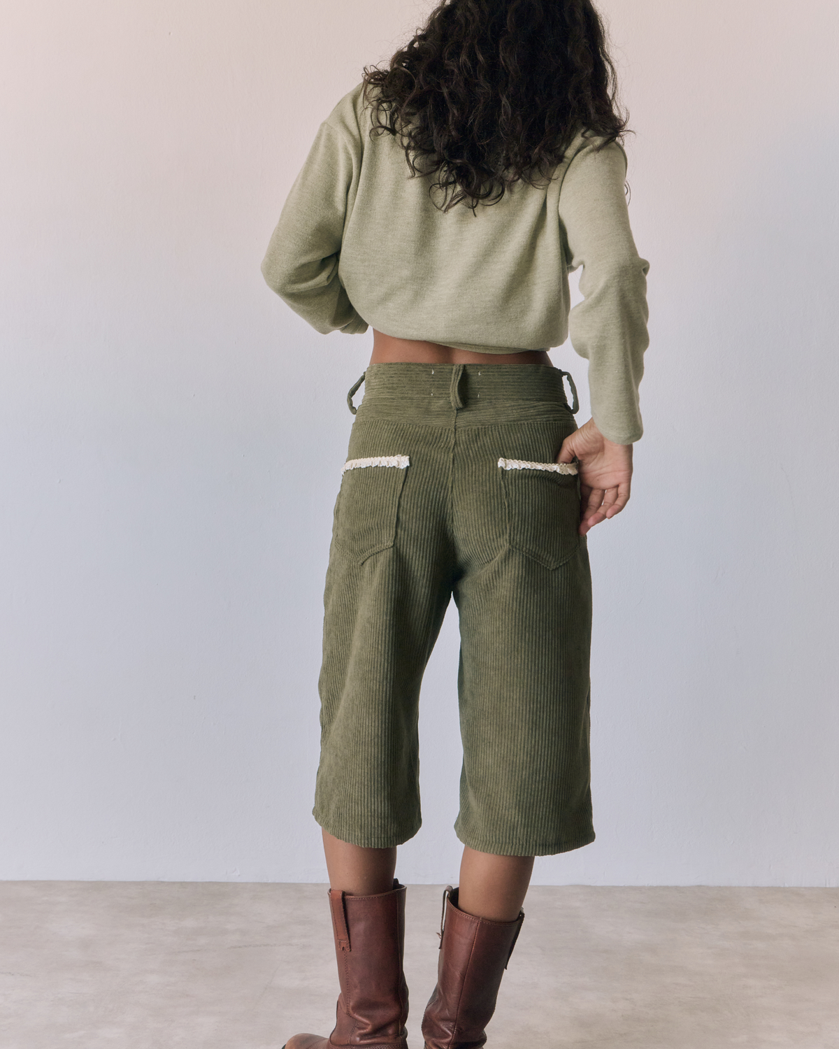 Elle Bermuda Green